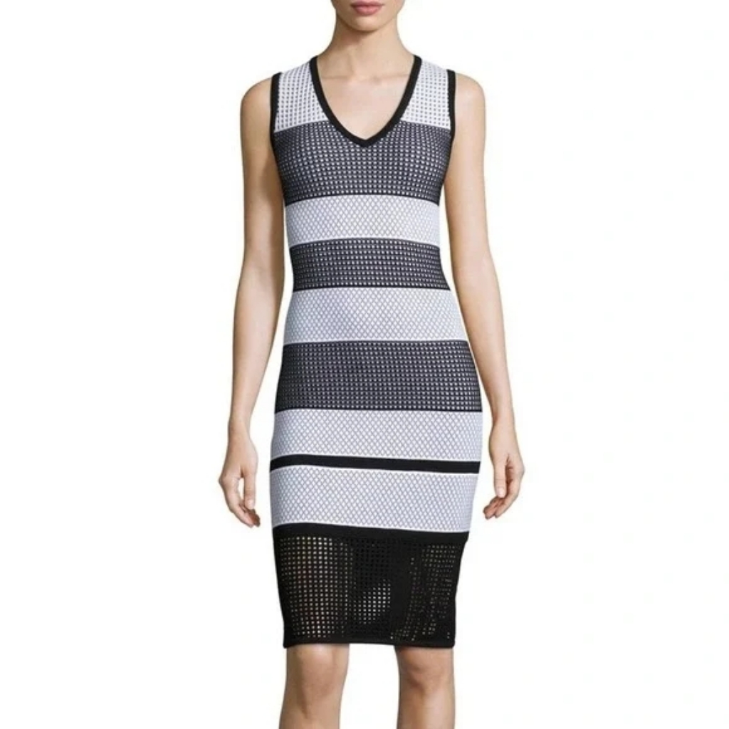 St. John Vintage Black & White Knit Crochet V-Neck Sleeveless Dress Size S